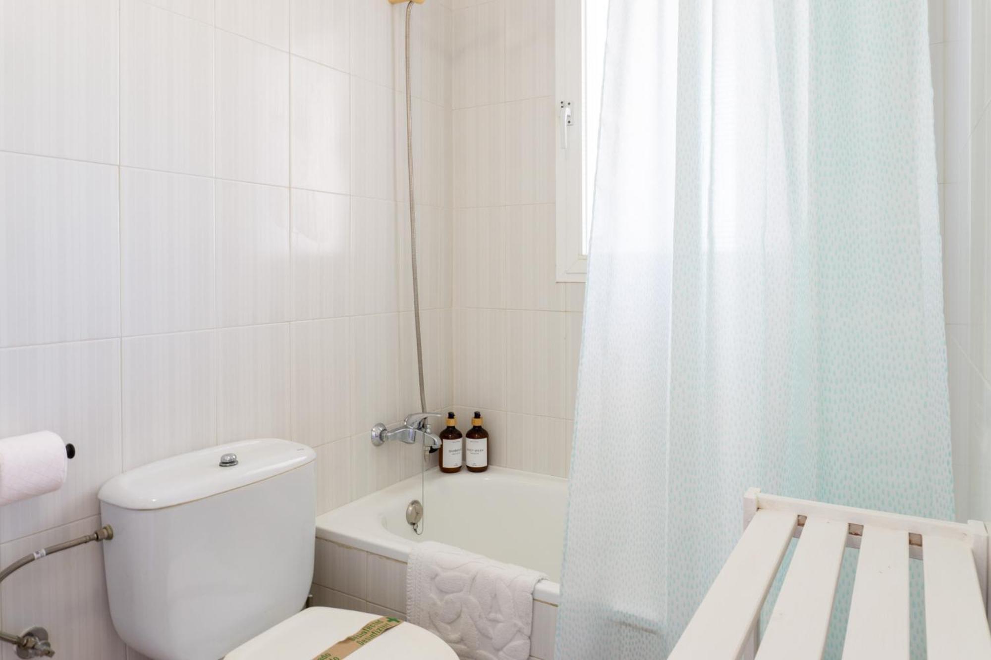 Apartamento Con Terraza En La Playa La Cala Del Moral Bagian luar foto